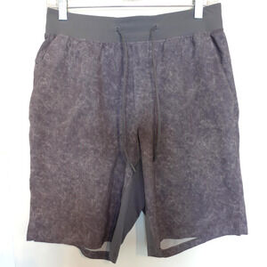 Lululemon Shorts Mens Medium Gray Athletic Training 9 Inch Zip Pocket Linerless